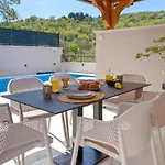 Charming Perina With Private Heated Pool Tugare