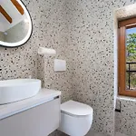 Charming Perina With Private Heated Pool Tugare