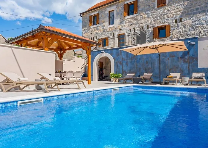 Вилла Charming Perina With Private Heated Pool *