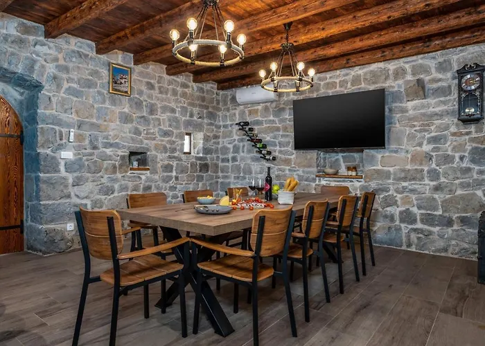 Charming Perina With Private Heated Pool Вилла Tugare