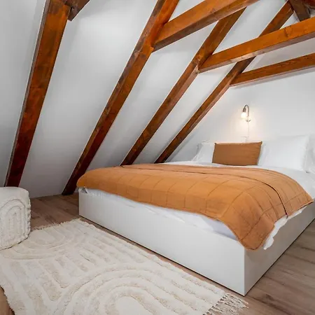 Charming Perina With Private Heated Pool