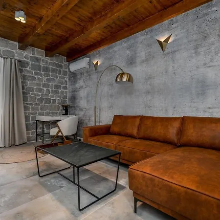Charming Perina With Private Heated Pool וילה *