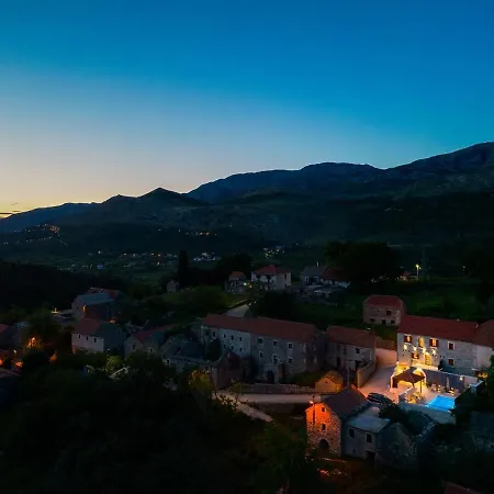 Charming Perina With Private Heated Pool וילה Tugare