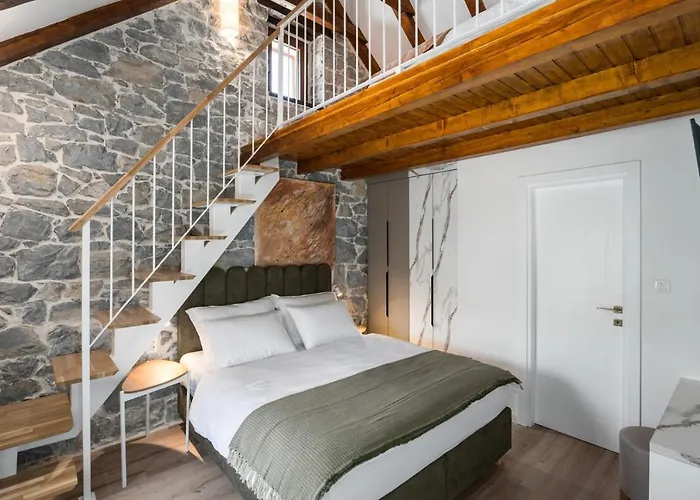 Charming Perina With Private Heated Pool Willa